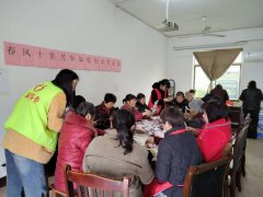 德清县雷甸镇开展妇女节手工活动