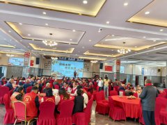 德清县禹越镇：情暖重阳，爱在东港